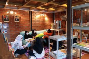 SMP INS perpustakaan Sutan Sjahrir wajah baru